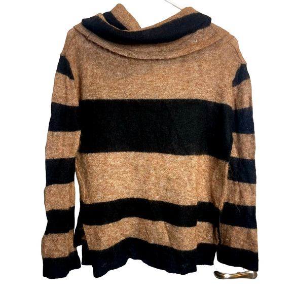 Striped Turtleneck - Picture 3 of 3